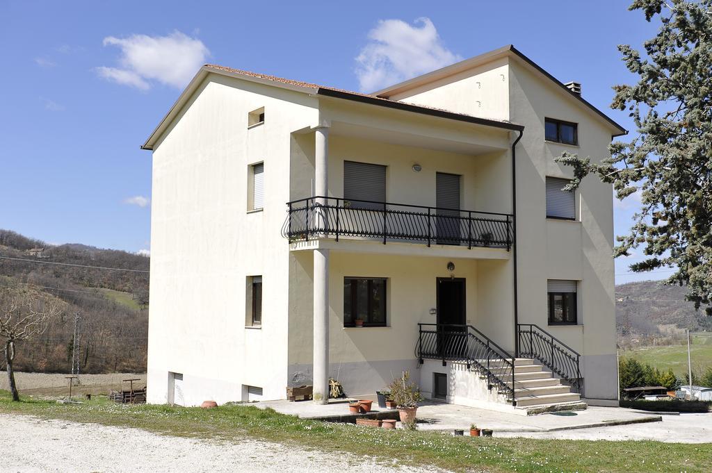 Aleanna Appartamenti Nocera Umbra Δωμάτιο φωτογραφία